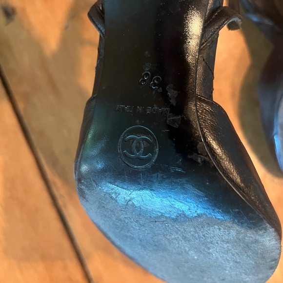 Chanel vintage pump with chain detail, size 38 - Picture 5 of 7